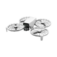 רחפן DJI Flip Fly More Combo – רחפן לבן עם ארבעה פרופלורים מוגנים ומצלמה קדמית על רקע לבן