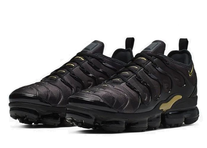 סניקרס Air VaporMax Plus PT שחור זהב