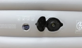 מזרן מתנפח עבה זוגי כולל משאבה צבע אפור כהה Glamp GTDAB46 – שני שסתומים למילוי וריקון אוויר