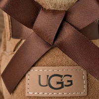 מגפון פפיון UGG 1185491 CHE Ultra Mini Bailey Bow