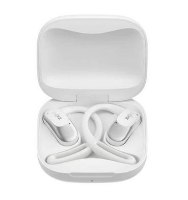 אוזניות אלחוטיות צבע לבן Shokz OpenFit Air – האוזניות הלבנות מאוחסנות בתוך מארז הטעינה הלבן הפתוח שלהן