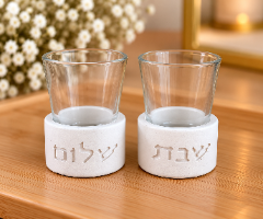 זוג פמוטי „שבת שלום” מבטון פולימרי – גובה 4 ס״מ