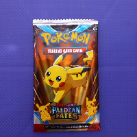 פוקימון - מעטפה מכילה (8 קלפים)  תואם פוקימון -  POKEMON PADEAN FATES