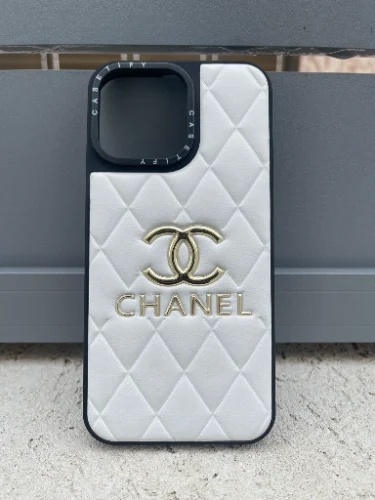 כיסוי CHANEL לבן יוקרתי