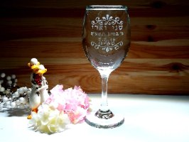 כוס יין לקידוש בחתונה | כוסות יין לקידוש בעיצוב אישי |תאריך עברי ולועזי