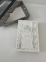 סידור שעריו בתודה לבת ישראל כולל תהילים- לבן כסף
