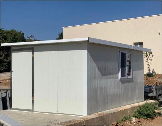 מבנה מבודד מפנלית עובי 5 ס"מ  3X3 מטר