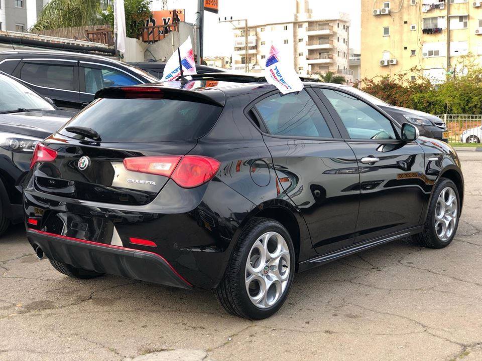 אלפא רומיאו  ג'ולייטה שנת 2019