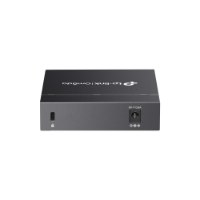 מתג לא מנוהל Omada DS105G-M2 – מכשיר אפור כהה עם חיבור חשמל וחריץ מנעול אבטחה מאחור
