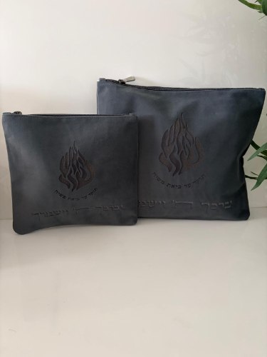 סט טלית ותפילין קטיפה – "אש שלי"-כחול