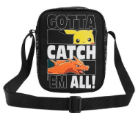 CYP Pokemon Shoulder Bag "Gotta catch 'em all תיק צד קטן פוקימון בעיצוב פיקאצ'ו וצ'ריזארד