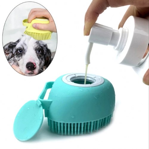 מברשת למלקחת ועיסוי הכלב עם תא סבון
