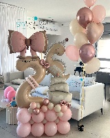 🦕🎀 Baby Dino Bow – סטנד פרימיום לתינוקות