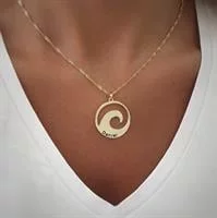 שרשרת גלי הים בשילוב חריטה