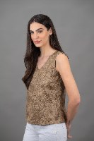 גופית וי דמוי עור