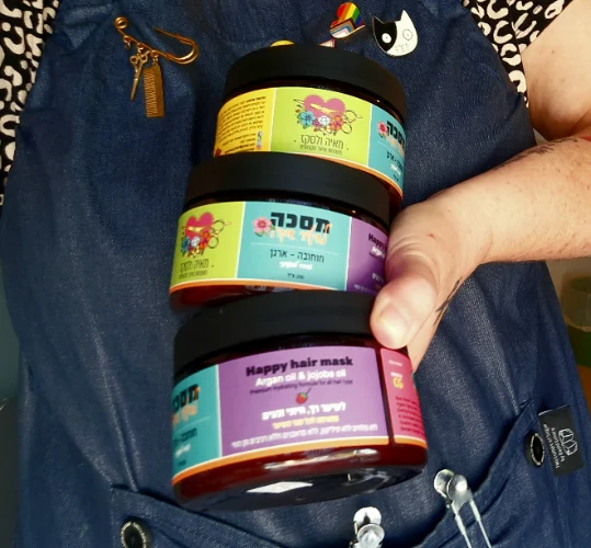 מסכות לשיער בתרומת מאיה ולסקז