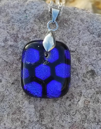 תליון עננים כחולים