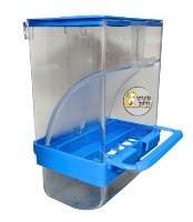 מאכילה חכמה לתוכים קטנים וציפורים