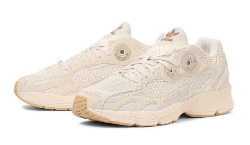 סניקרס אדידס Adidas Astir W Sneakers שמנת