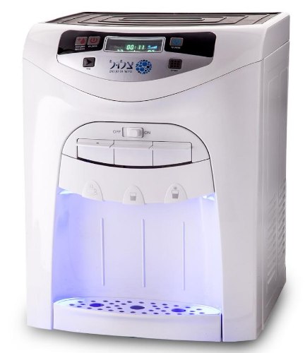 בר מים מתקדם של חברת צלול ONE Touch We - גוף חימום 800W עם מסך מגע - וואן טאץ' ווי בצבע לבן