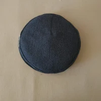 כיפה כפרית בצבע כחול נייבי