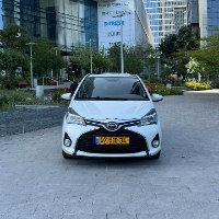 Toyota Yaris Sky 2016