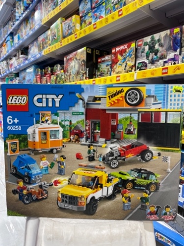 מוסך מכוניות מירוץ Lego city