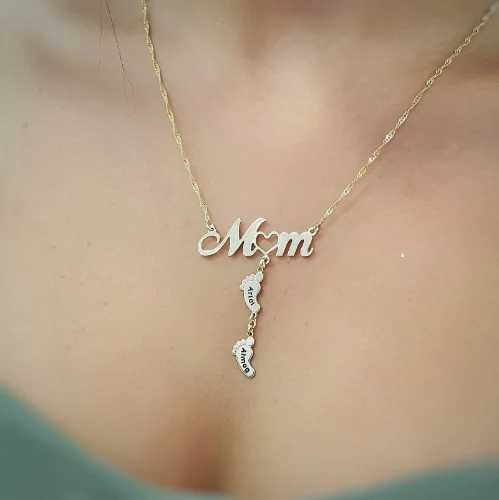 שרשרת דגם MOM עם כפות רגליים