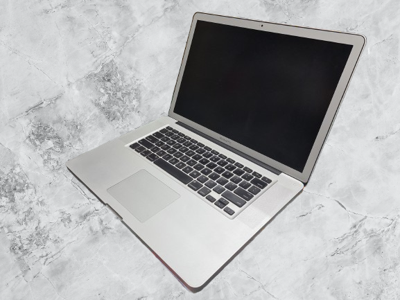 מחשב נייד מחודש - APPLE MacBook Pro 2011 15.4" i7 2.3GHz \ 8GB DDR3 \ 500GB SSD