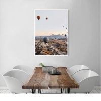 תמונת קנבס לאורך מבט ממעוף ציפור על מטס כדורים פורחים "Hot Air Balloon" |בודדת או לשילוב בקיר גלריה