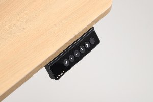 Comfortly Sun – שולחן עמידה חשמלי לגובה משתנה בעיצוב מודרני