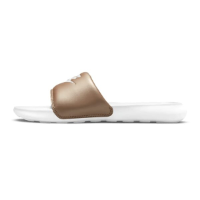 Nike Victori One Slide כפכפי סלייד נייק לבן לוגו זהב נחושת נשים | NIKE