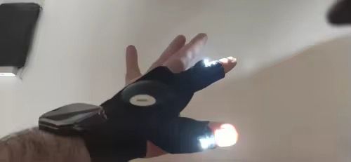 חוות דעת - זוג כפפות תאורה לרכב ולפעילויות חוץ