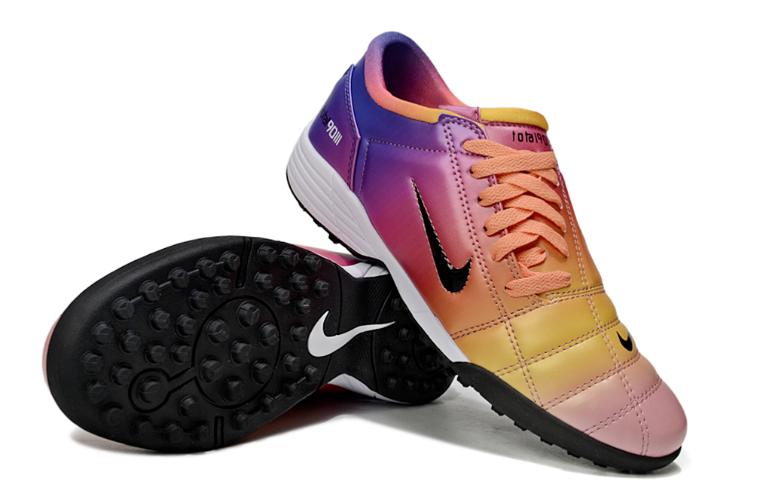 נעלי קטרגל נייק Nike Total 90 Premium