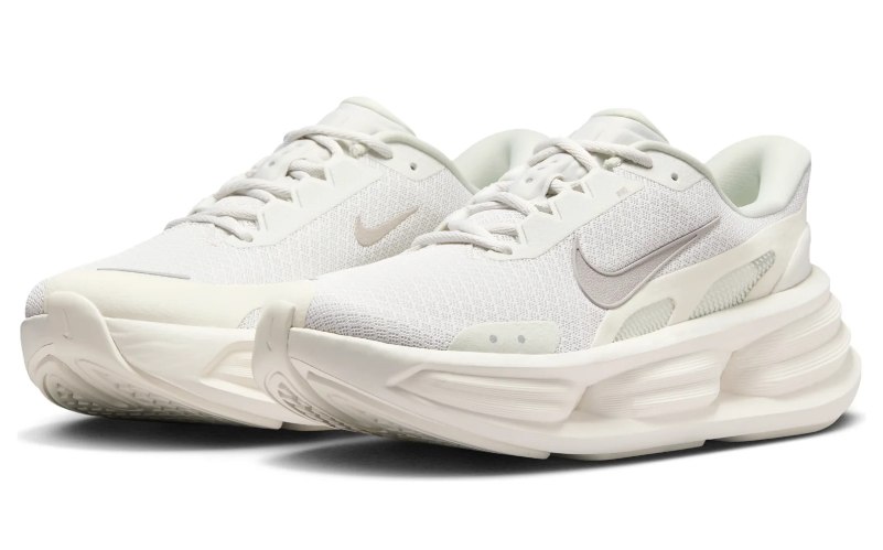 סניקרס נייק Nike Comfort Ride EasyOn לבן