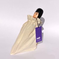 בובת עץ עומדת של המוזיקאית ביורק Bjork - סוג ב'