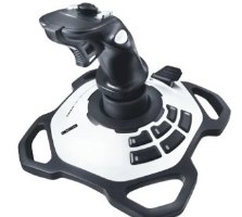 בקר טיסה Logitech Extreme 3D Pro Joystick – חוטי בקר טיסה שחור ולבן פריט בודד מונח באלכסון על רקע לבן