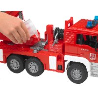 ברודר - כבאית MAN מכבה אש עם סירנה - Bruder Fire Truck 02771