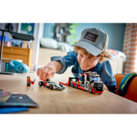 לגו סיטי - משאית עם מכונית מרוץ - LEGO 60493