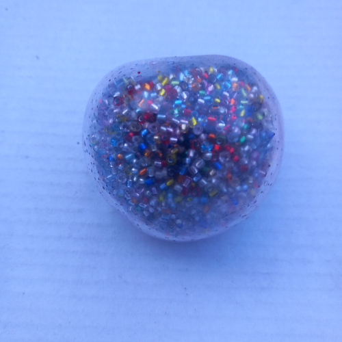 סקווישי טופ טרנד כדור עם חרוזים צבעוניים Squishy Top Trend Ball with Colorful Beads MBEPQ-002