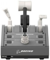 ג'ויסטיק ומצערת טיסה Thrustmaster TCA Yoke Boeing Edition PC/Xbox – מצערת טיסה אפורה עם ידיות וכפתורים המציגה את לוגו