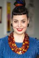שרשרת  רזין דומניק שורות עיגולים שטוחים חומה