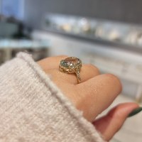 טבעת עם אמטיסט ירוק ויהלומים
