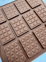 תבנית סיליקון למיני טבלת שוקולד- מיקס