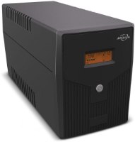 אל פסק אינטראקטיבי Armor Line 1000VA/600W – מבט קדמי-צדדי על מכשיר שחור עם מסך דיגיטלי וכפתור הפעלה.