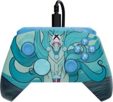 בקר משחק חוטי Turtle Beach Rematch Advanced Wired Blue Kitsune – מבט חזיתי על בקר כחול עם איור