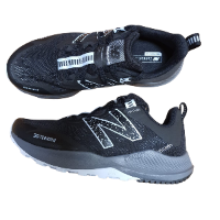 NEW BALANCE|ניו באלאנס- נשים- ALL TERRAIN שחור לוגו מעוצב