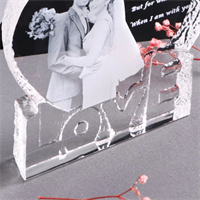 Instaglass Love - קריסטל אהבה עם חריטה אישית