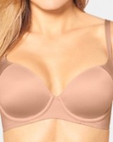 טריומף  Body Make-up Soft Touch WP EX