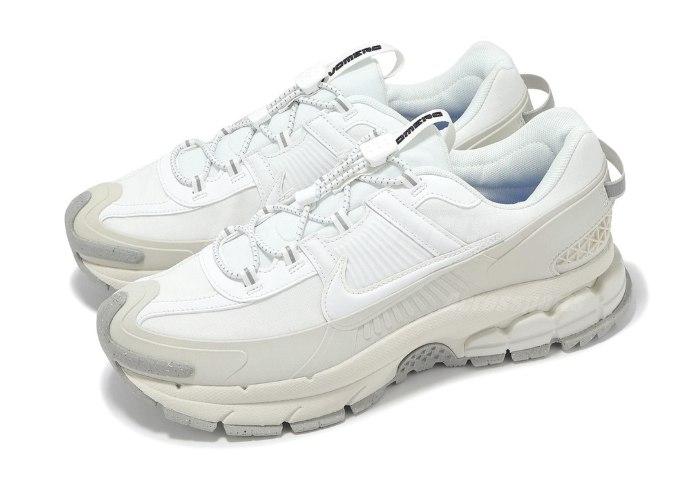 נעלי נייק Nike Zoom Vomero Roam‏ לבן